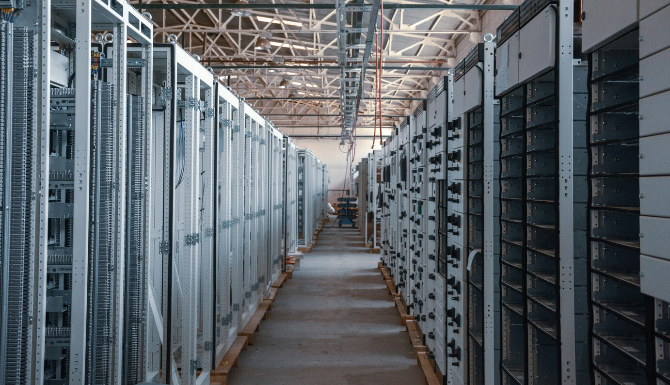 The Evolution of Modern Data Centers: From On-Premises Servers to Hyperscale Infrastructure The Evolution of Modern Data Centers: From On-Premises Servers to Hyperscale Infrastructure